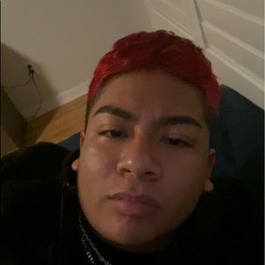 Meet your Posher, Casey